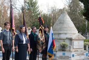 Panikhida solennelle en mémoire des soldats et officiers des Anrées Blanches en exil à Gallipoli, le samedi 25 novembre 2017 au Cimetière Russe de Sainte-Geneviève-des-Bois.
